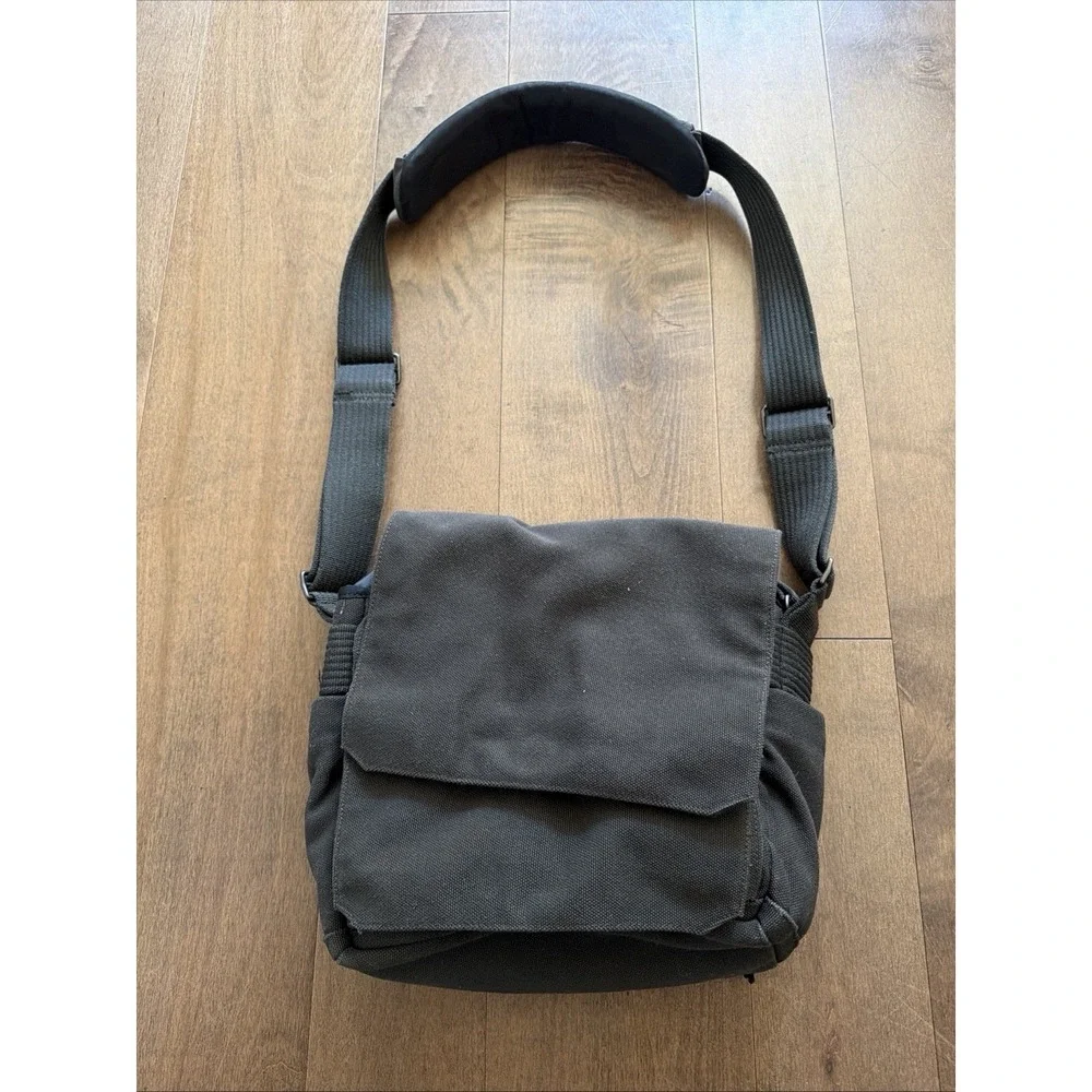 Lowepro Pro Messenger 160 AW Bag DSLR Camera Shoulder Used Gray